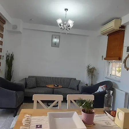 Aj Konukevi Hébergement de vacances *