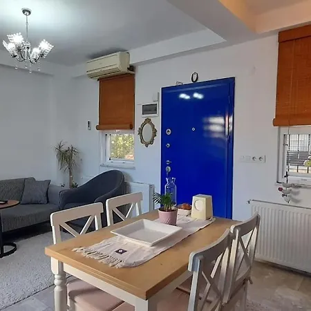 Aj Konukevi Ayvalik